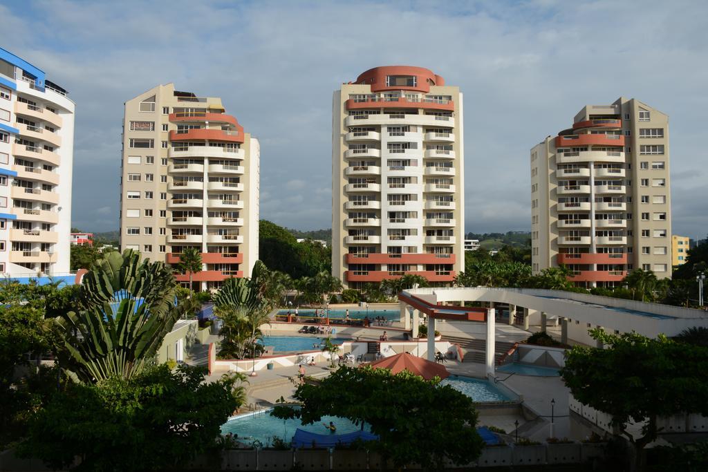 Playa Almendro Resort Tonsupa Εξωτερικό φωτογραφία