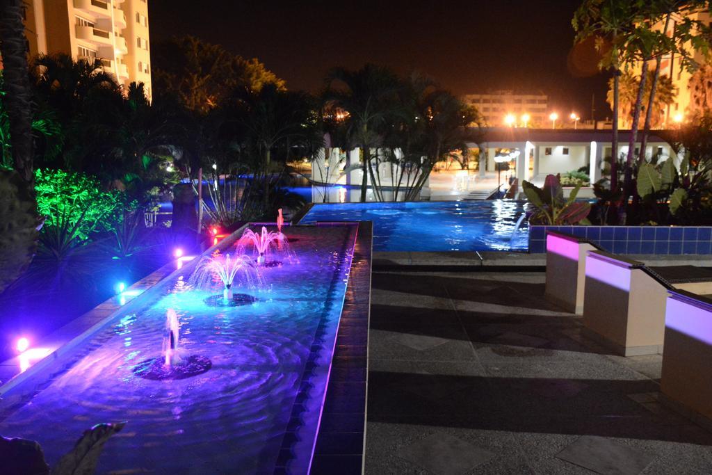 Playa Almendro Resort Tonsupa Εξωτερικό φωτογραφία