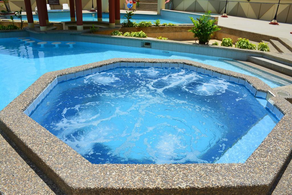 Playa Almendro Resort Tonsupa Εξωτερικό φωτογραφία