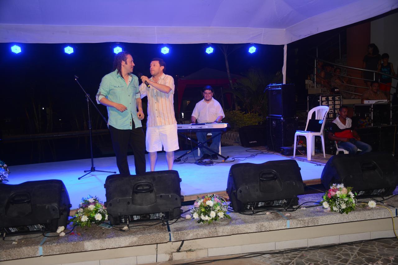Playa Almendro Resort Tonsupa Εξωτερικό φωτογραφία