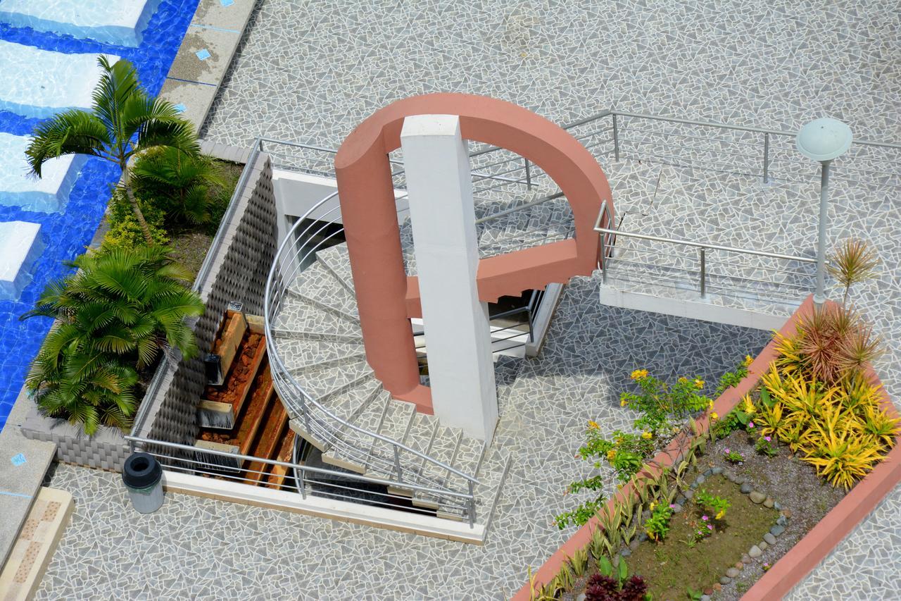 Playa Almendro Resort Tonsupa Εξωτερικό φωτογραφία